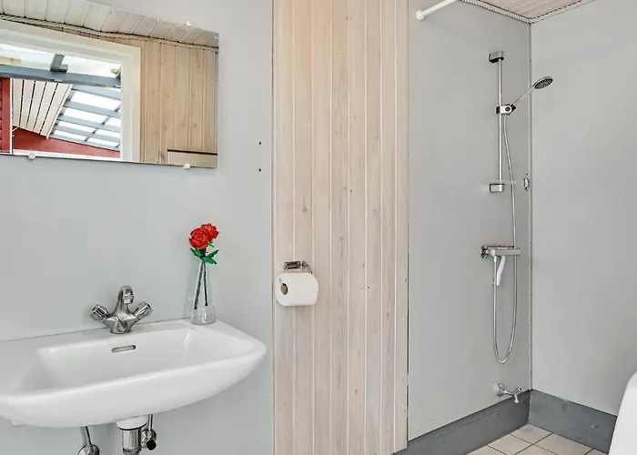 3 Bedroom Amazing In 기브